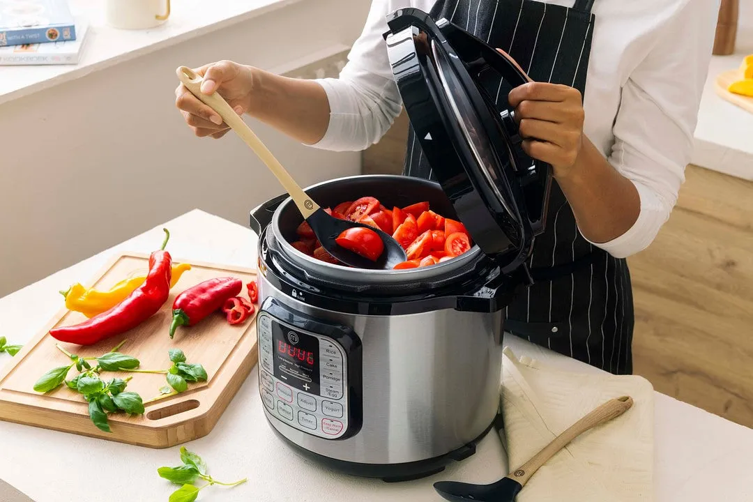 10 IN 1 MULTICOOKER