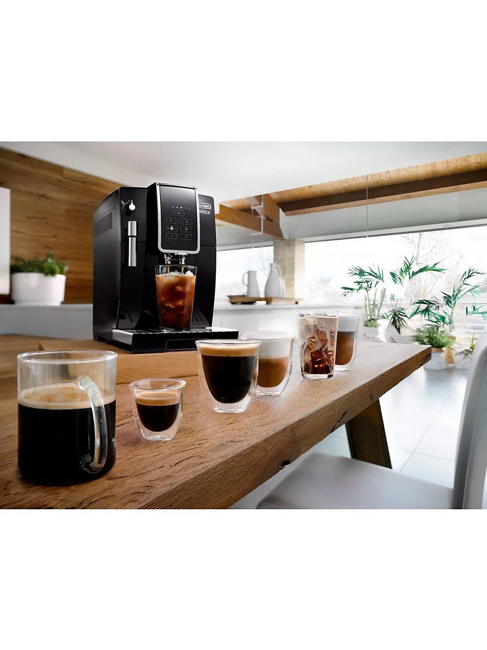 De’Longhi – Dinamica Espresso Machine with 15 bars of pressure and Milk Frother – Black/Stainless