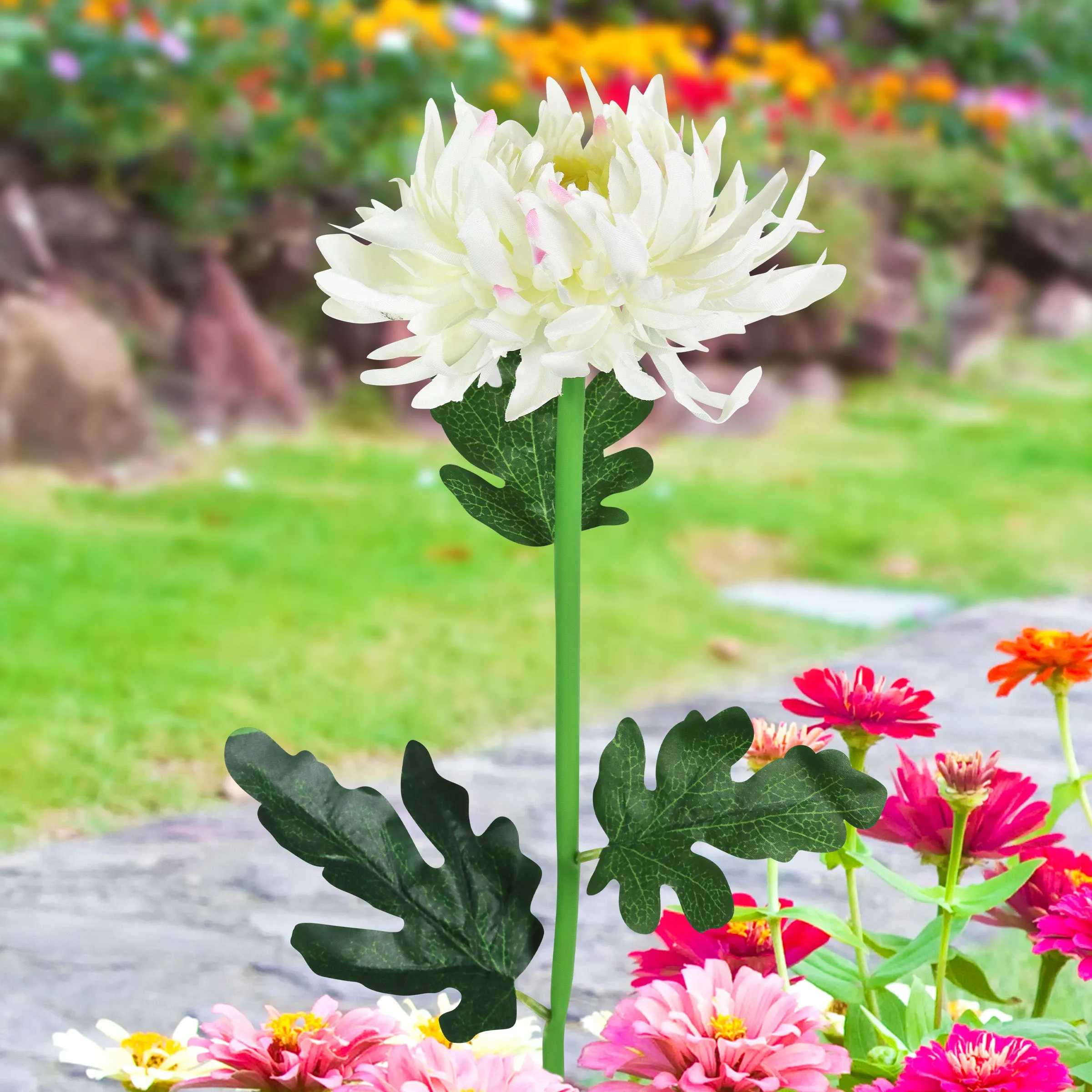 Solar White Mum Fabric Garden Stake with Color Changing LED, 5 by 30 Inches